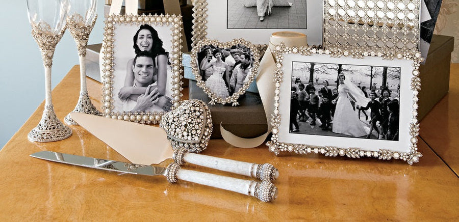 WEDDING PICTURE FRAMES