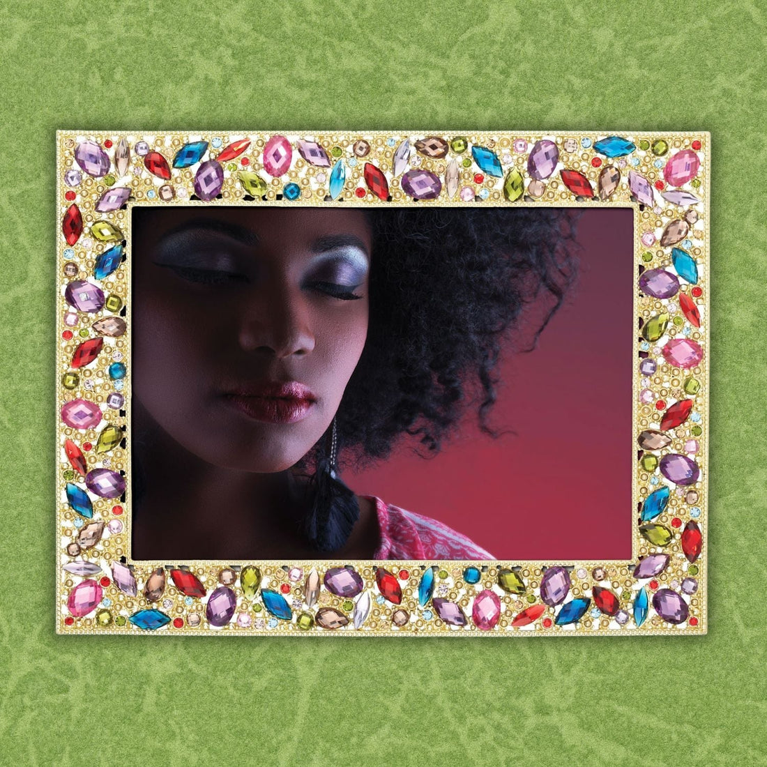  THE DOMINIQUE COLLECTION