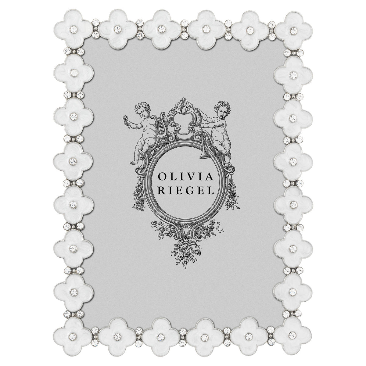 White Enamel Clover 5 by 7 Frame with repeating quatrefoils around the border.